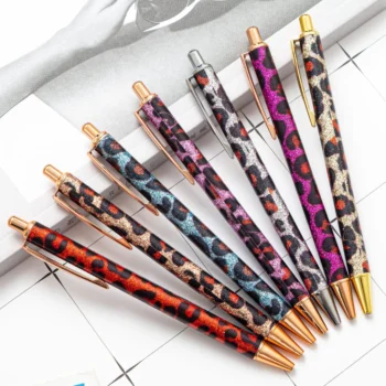 ปากกาลูกลื่น ลายเสือดาวน่ารัก ขนาดกลาง 1.0 มม. สีดํา ขายส่ง 500 ชิ้น